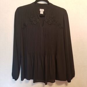 Chico's 0 (Sm) Top Black Floral Appliqué  Pleated Whimsigoth Witchy Gothic Boho